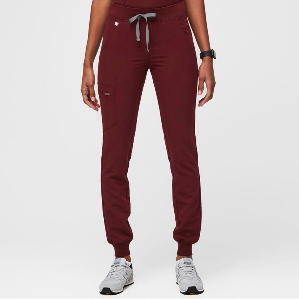 Figs Burgundy Zamora Scrub Joggers - Medium (P)